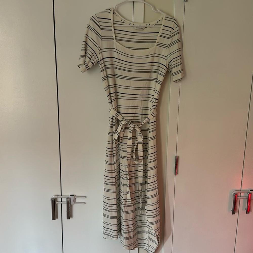 Club Monaco short sleeve midi